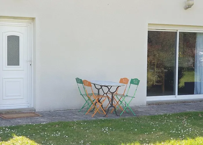 Maison Avec 1 Chambre Dans Quartier Residentiel Verdoyant Calme
